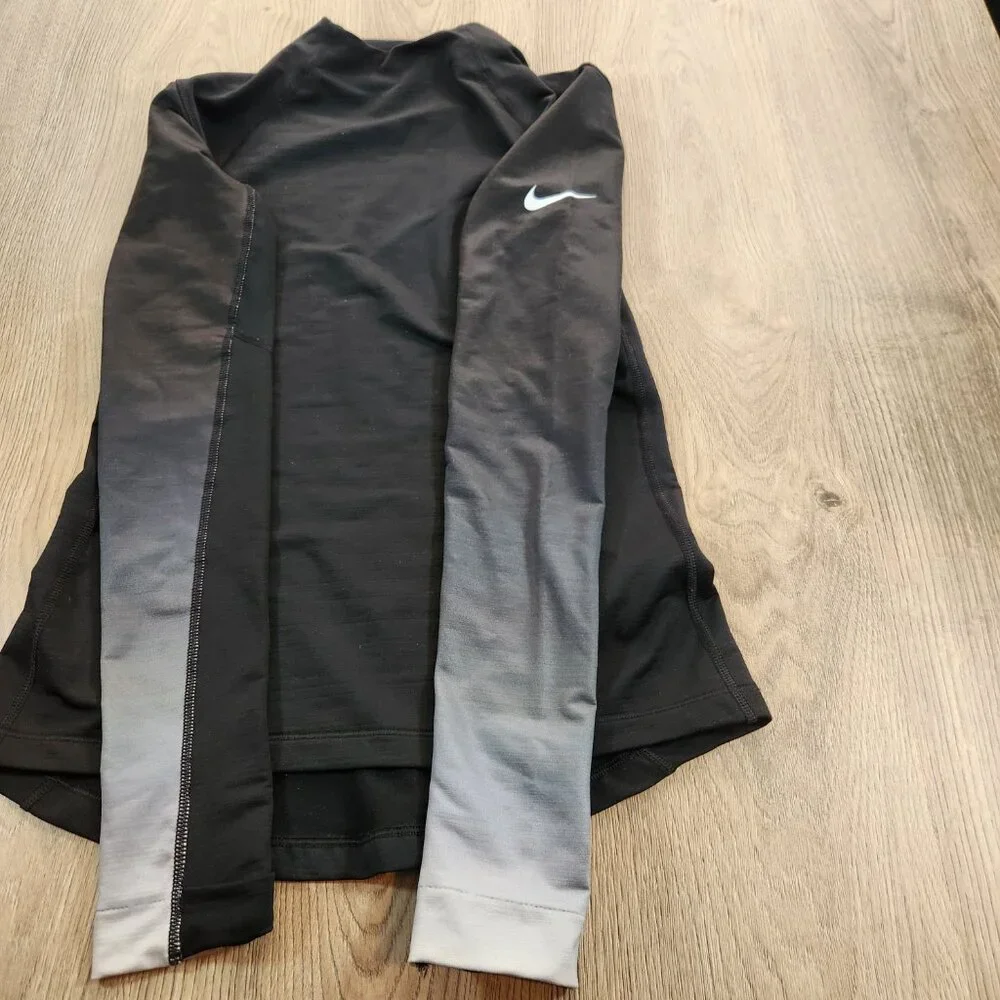 Nike Pro Hyperwarm Women’s Medium Mock Neck Training Top Black Grey Ombre Sleeve